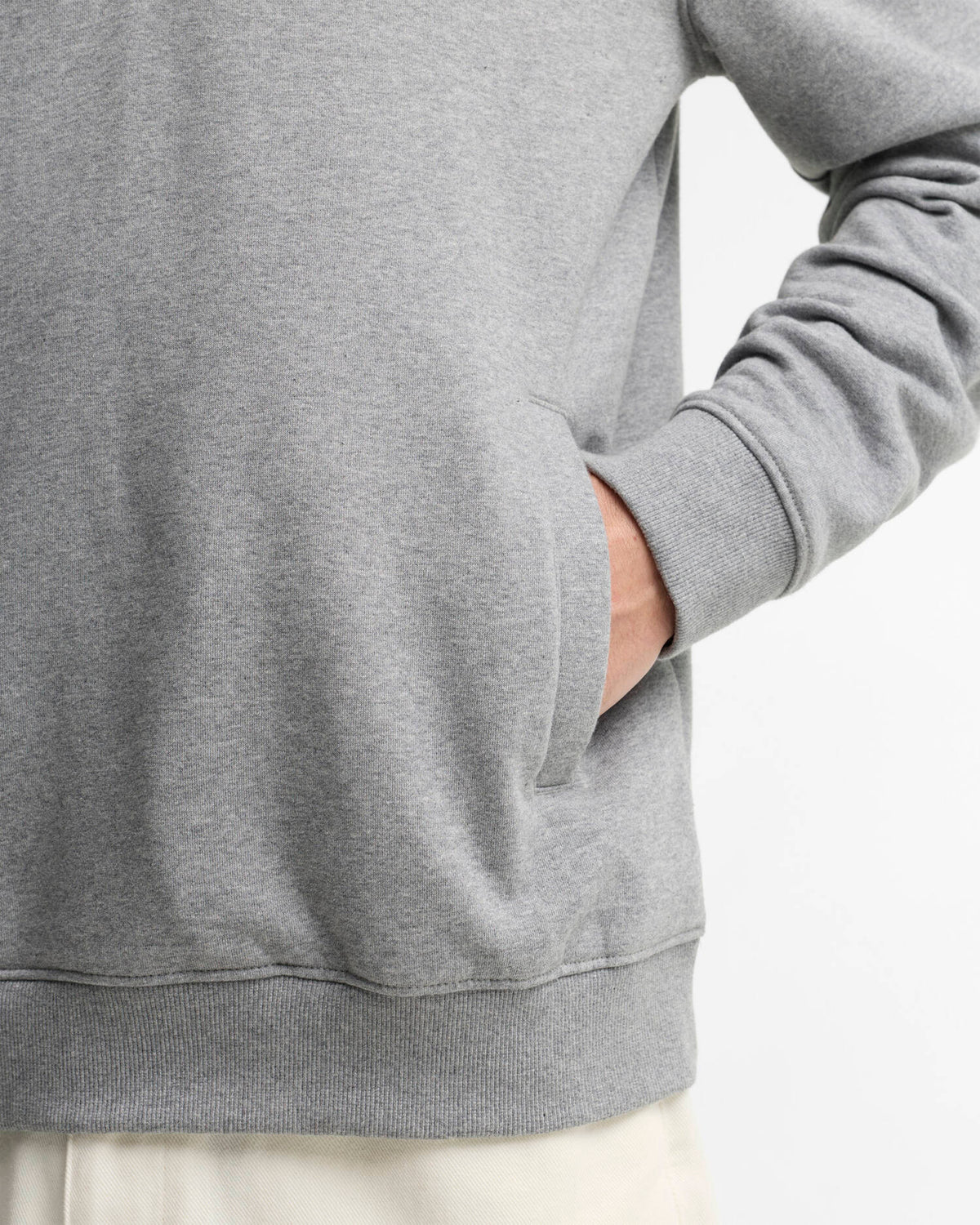 BARBOUR INTERNATIONAL Essential Half-Zip Sweatshirt - Anthracite Marl