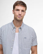 Barbour Cresswell Seersucker Regular Short-Sleeved Shirt - Classic Navy