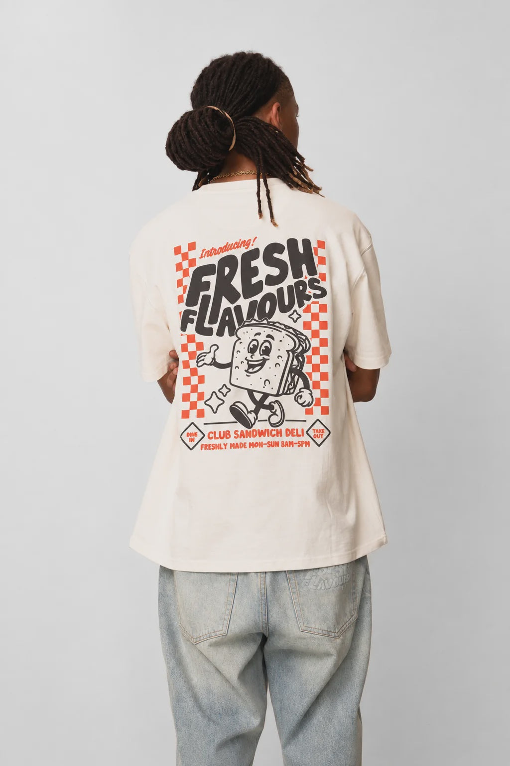 Fresh Flavours Deli Club T-Shirt - Ecru