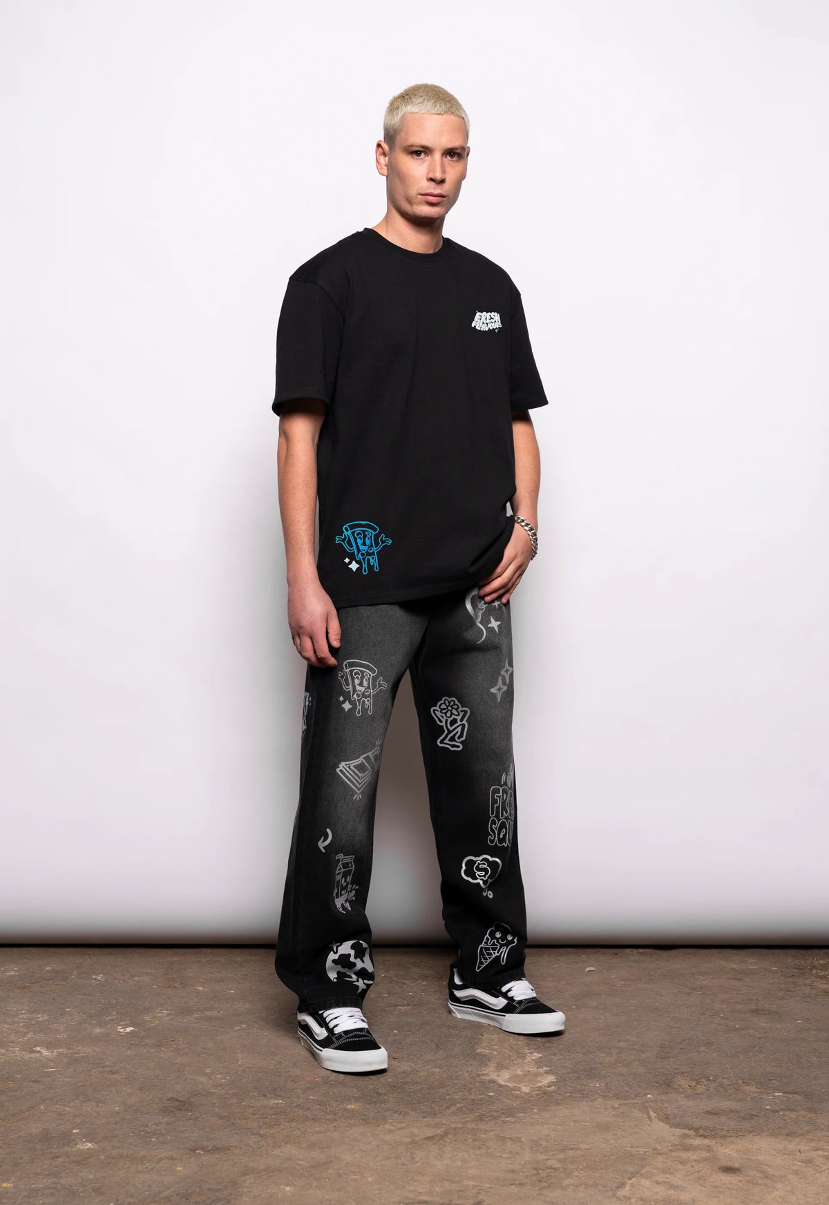 Fresh Couture Fresh Flavours Delivery T-Shirt - Black