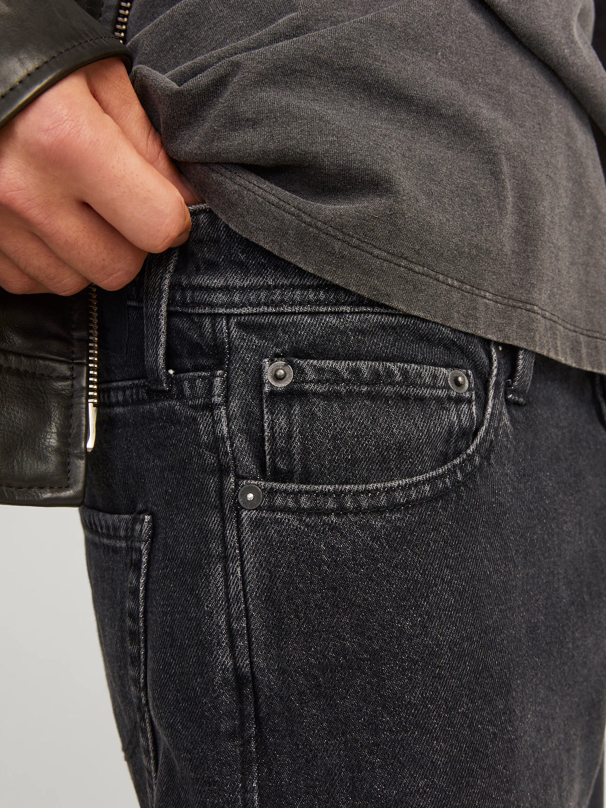 Jack & Jones Eddie Original 737 Loose Fit Jeans - Washed Black