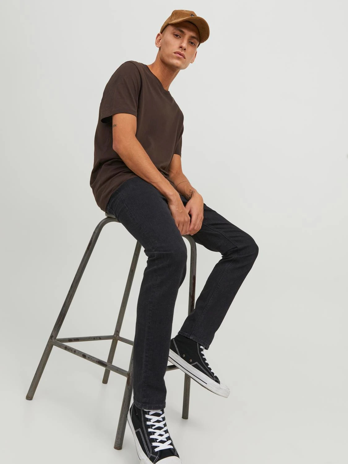 & Glenn Original 356 Slim Fit Jeans Jet Black