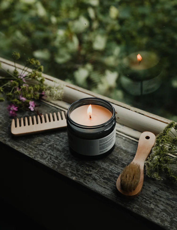 Land & Water 220g Candle - Mandarin & Mint