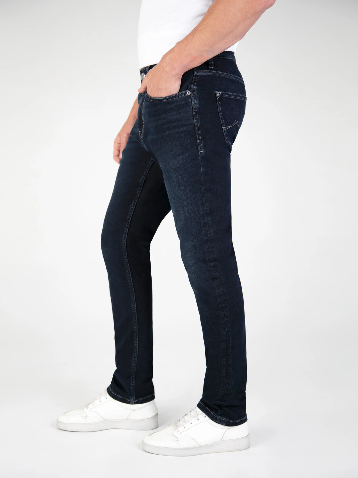 Mish Mash Mirage Tapered Stretch Denim Jean - Blue/ Black