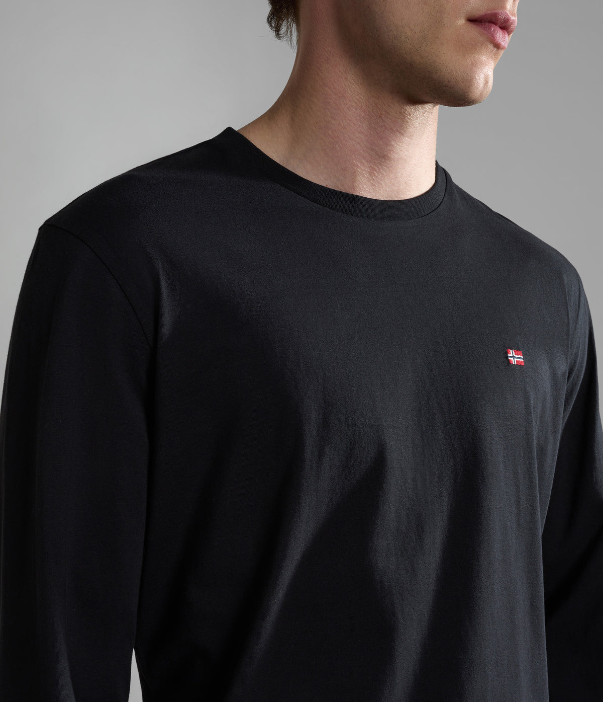 NAPAPIJRI Salis Long Sleeve T-Shirt - Black