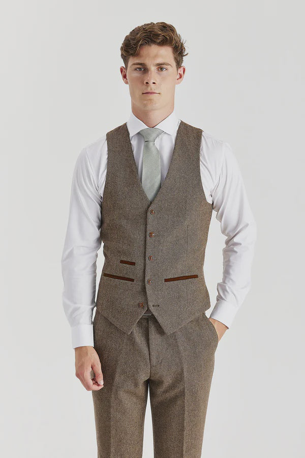 Paul Andrew Oscar Waistcoat - Brown