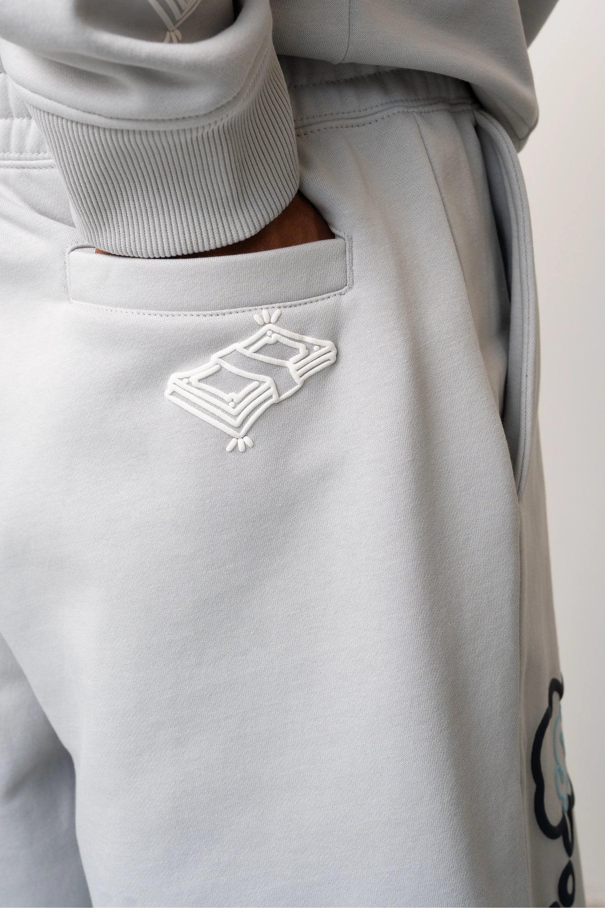 Fresh Flavours Rise Joggers - Light Grey