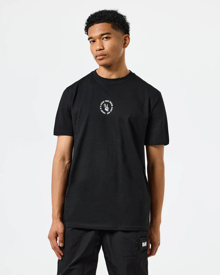 WEEKEND OFFENDER Marr Graphic T-Shirt- Black